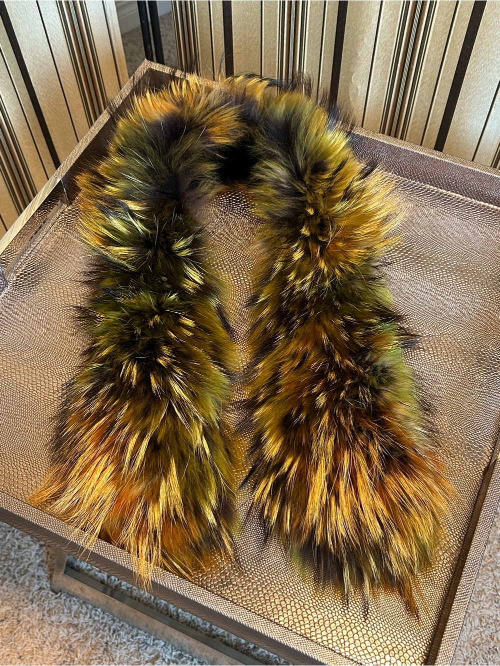 Real fur collar - Picture 4 of 12